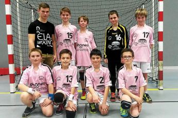Les gars 1 de moins de 12 ans ont gagné, 31 à 2, contre Châteauneuf, avec Elie.